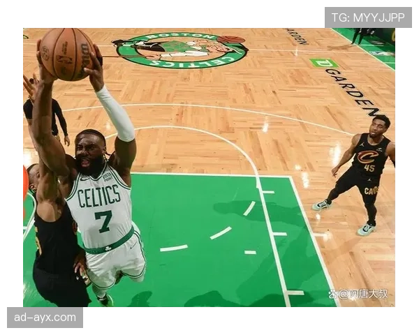 巴西队战术解析：罗德里戈表现稳健，成进攻端关键利器